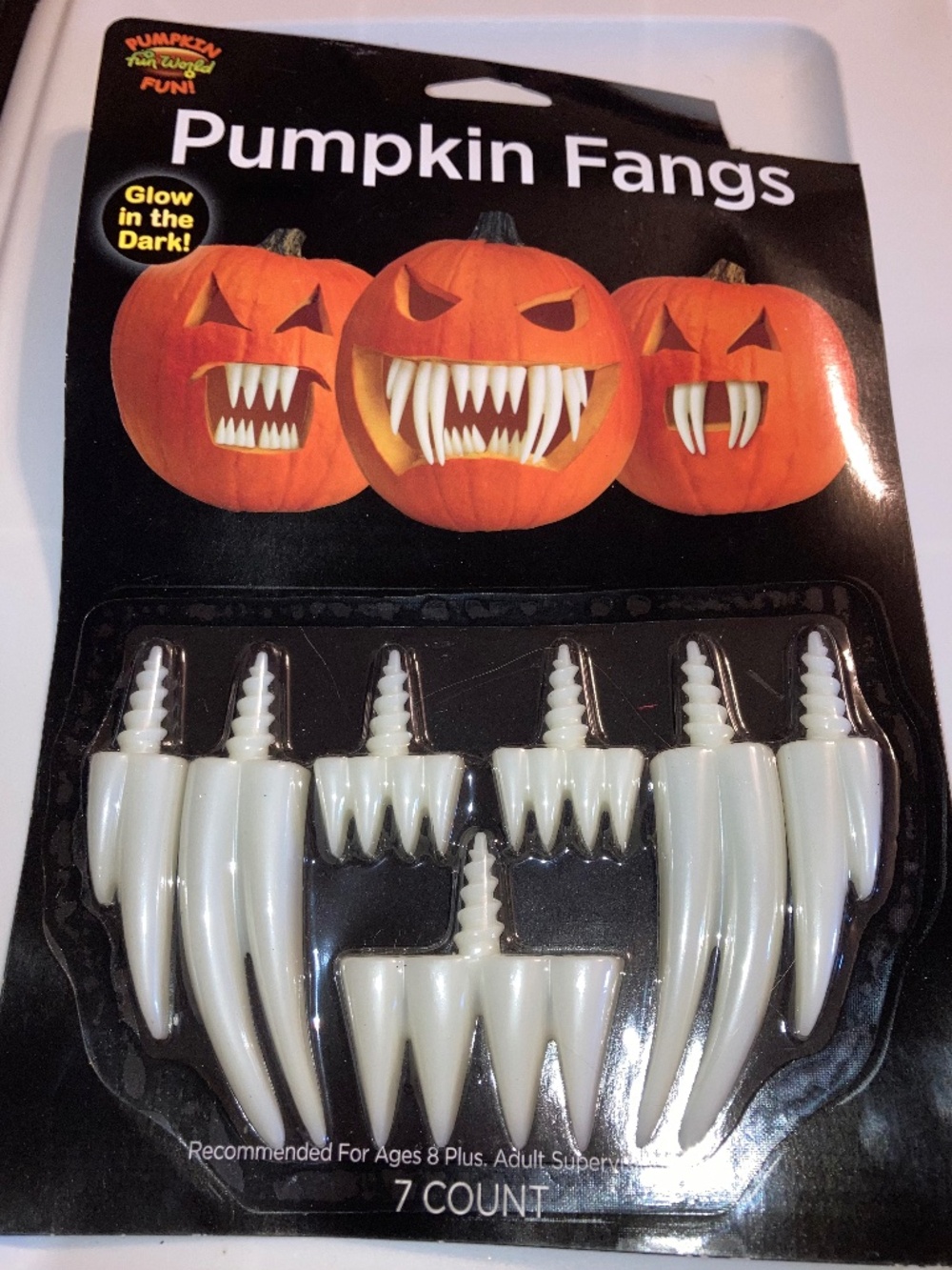 Pumpkin Fangs Halloween Glow in the Dark 7 ct ages 8+